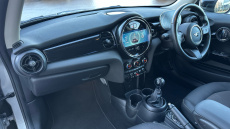 MINI Hatchback 1.5 Cooper Classic Premium 3dr Petrol Hatchback